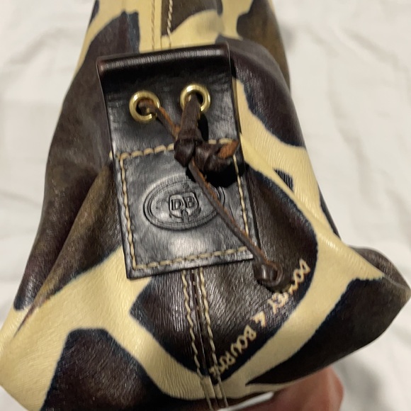 Dooney & Bourke Purse Giraffe Print - Picture 4 of 12